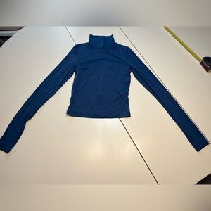 Princess Polly women’s 4 navy teal blue long sleeve cropped shirt thumb holes